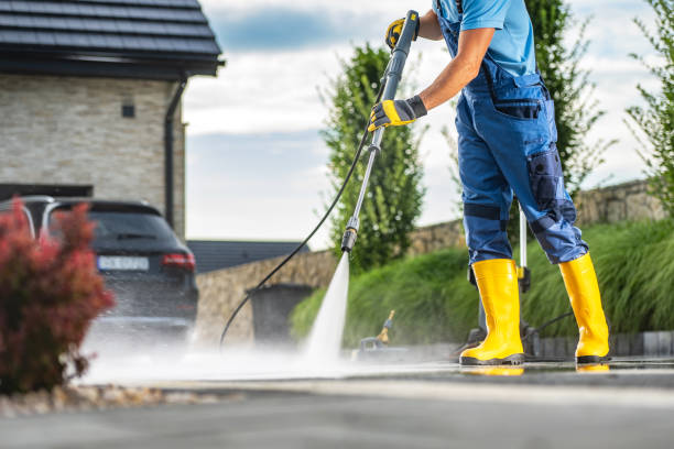 Best Parking Lot and Garage Cleaning  in Batesville, MS